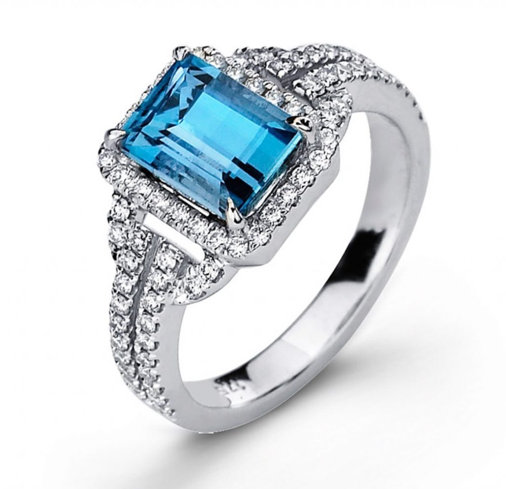 How to Choose the Perfect Aquamarine Ring: A Buyer's Guide - Dover ...