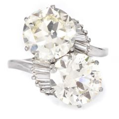 Vintage 9.35 carats Diamonds Toi Et Moi Platinum Bypass Ring|DoverJewelry|